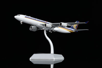 HX Models A530116F 1:400 Singapore A340-500 9V-SGC "Flaps Down" diecast model airplane