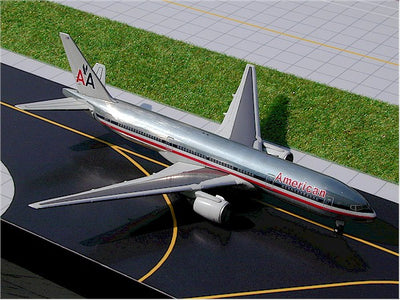Gemini Jets GJAAL147 1:400 American Airlines Boeing 777-200 N777AN
