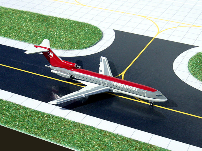 Gemini Jets GJNWA501 1:400 Northwest Boeing 727-200 N290US