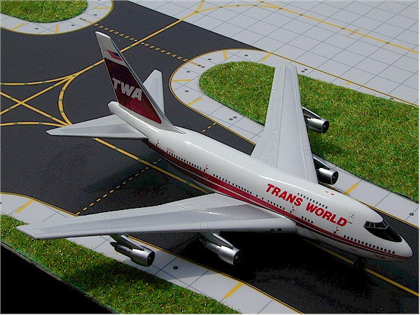 Gemini Jets GJTWA266 1:400 TWA Boeing 747SP N57202