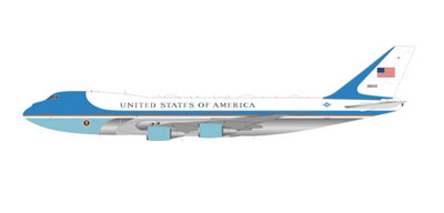 Pre-Order InFlight200 IFVC25A1126P 1:200 28000 USAF VC-25A Includes a Collectors’ Coin