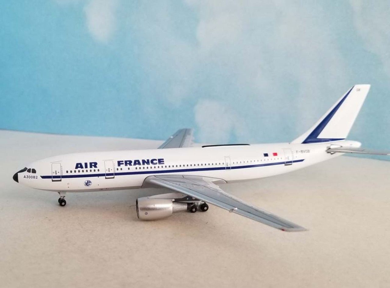 Aero Classics AC411194 1:400 Air France A300B4 F - BVGB