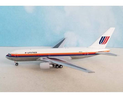 Aero Classics AC411377 1:400 United Airlines Boeing 767 - 200 N601UA