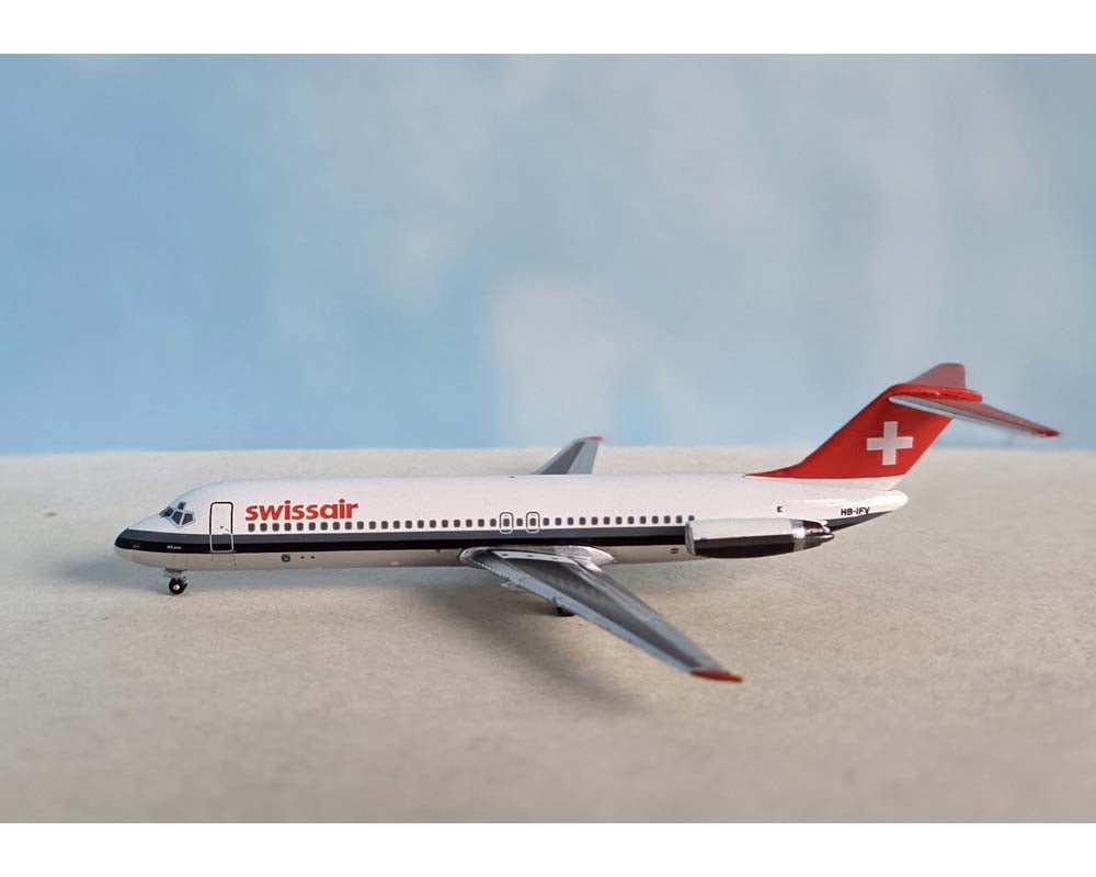 Aero Classics AC411448 1:400 Swissair Douglas DC - 9 - 32 HB - IFV