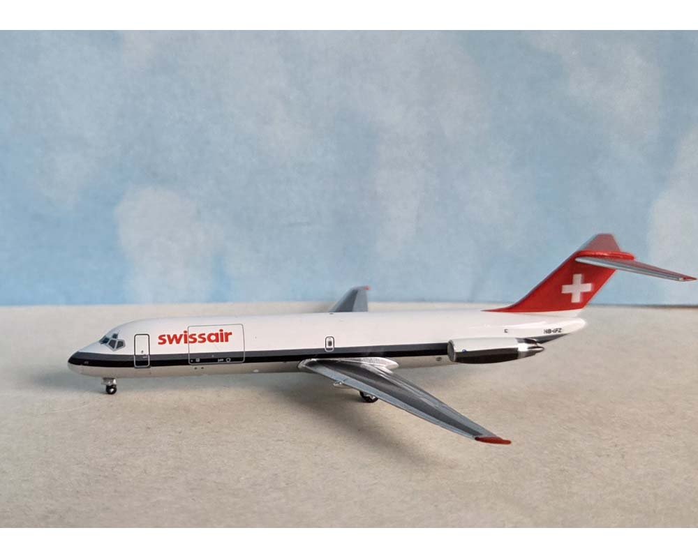 Aero Classics AC411449 1:400 Swissair Cargo Douglas DC - 9 - 32F HB - IFZ