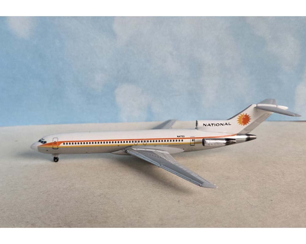 Aero Classics AC411482 1:400 National Airlines Boeing 727 - 200 N4753
