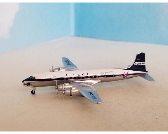 Aero Classics AC419954 1:400 Alaska Airlines DC - 6 N6118C