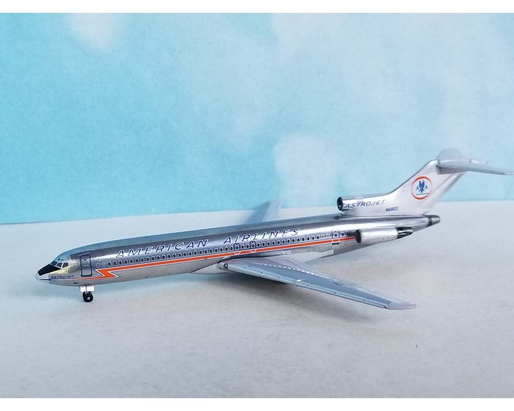 Aero Classics BBX41664 1:400 American Airlines Boeing 727 - 200 N6803