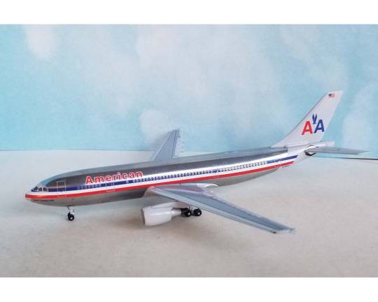 Aero Classics BBX41669 1:400 Airbus A300 - 600R American Airlines N7083A