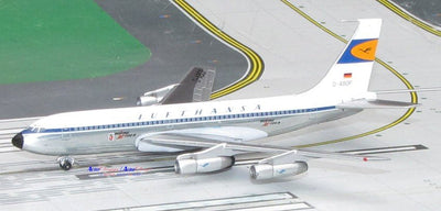 AeroClassics 1:200 Lufthansa Boeing 720 - 030 D - ABOP