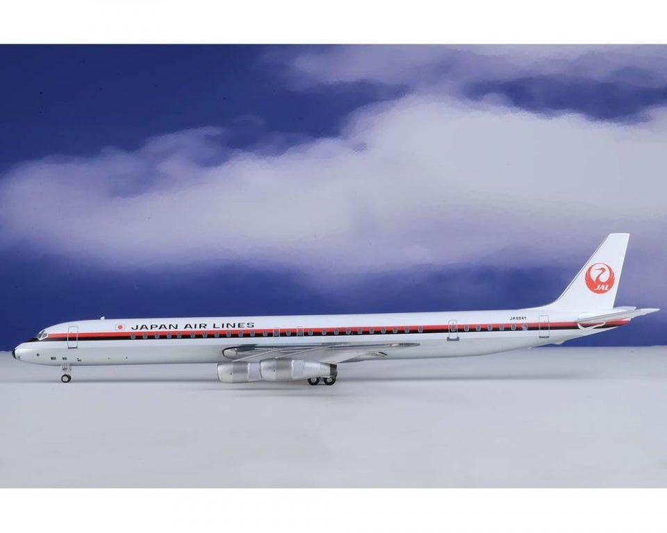 AeroClassics AC219696A 1:200 Japan Air Lines Douglas DC - 8 - 61 JA8041