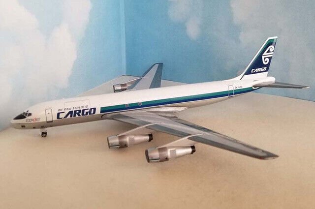 AeroClassics AC2ZKNZD 1:200 Air New Zealand Cargo Douglas DC - 8 - 30 NZK - NZD