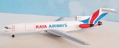 AeroClassics AC411335 1:400 Raya Airways Boeing 727 - 200F 9M - TGH