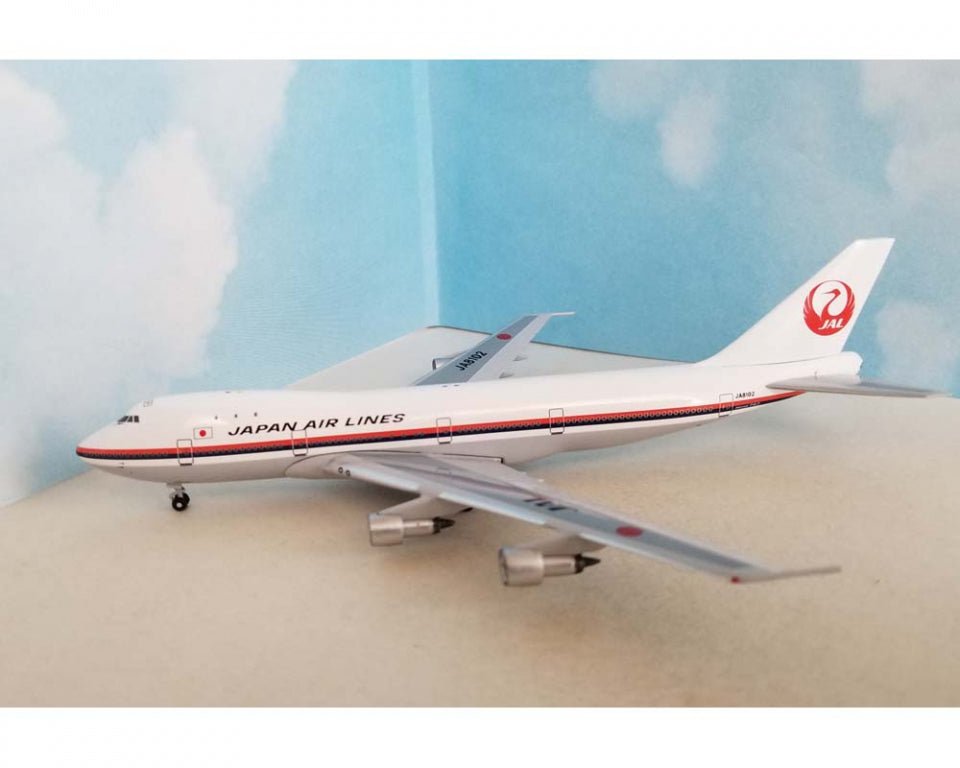 AeroClassics BBX41659 1:400 Japan Air Lines Boeing 747 - 100 JA8102