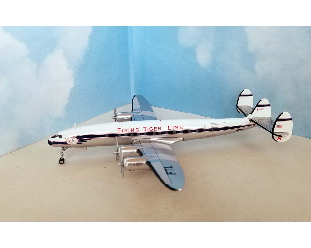AeroClassics WM211294B 1:200 Flying Tiger Line L - 1049H N101R "White Top"