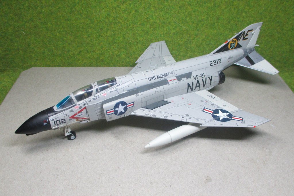 Air Commander AC1003 1:72 F - 4B Phantom VF - 21 Free Lancers NE102 USS Midway 1965
