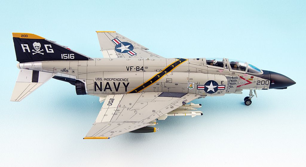 Air Commander AC1009 1:72 F - 4B Phantom VF - 84 Jolly Rogers CAG200, USS Independence 1965