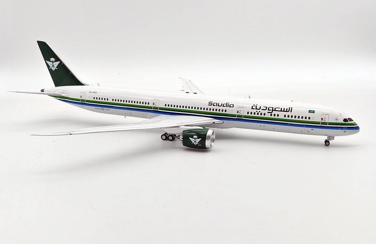 B - Models B - 78X - AR32 1:200 Saudi Arabian Airlines Boeing 787 - 10 Dreamliner HZ - AR32