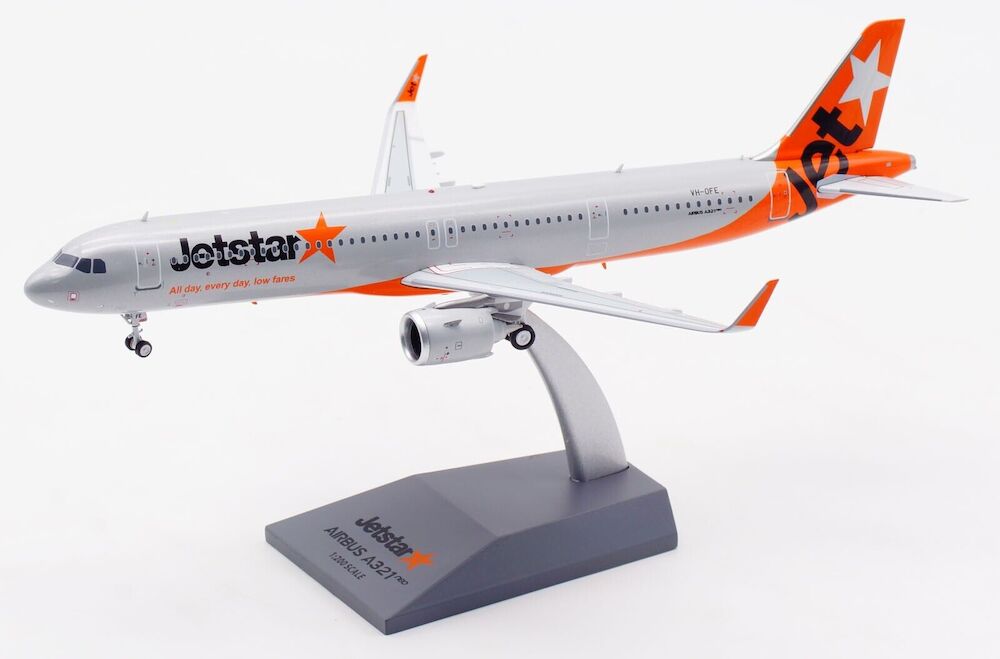 *B - Models B - A321 - JQ - FE 1:200 Jetstar Airways Airbus A321 - 231