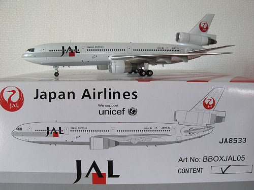 *B - Models BBOXJAL05 1:200 Japan Airlines DC - 10 JA8532