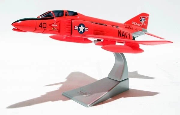 Corgi A33208 1:72 McDonnell Douglas QF-4B Phantom Drone, US Naval Missile Center, Point Mugu NAS, 1972