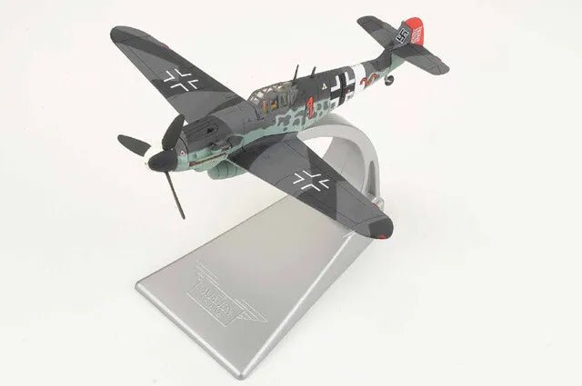Corgi AA27111 1:72 ME 109G - 2 Red 1 (Trop)