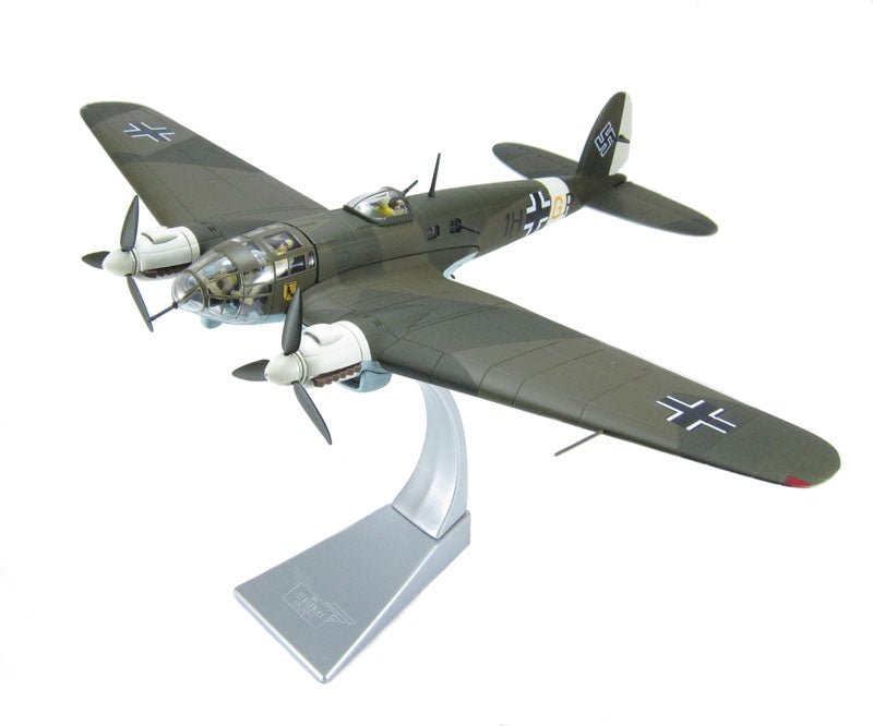 Corgi AA33712 1:72 Heinkel He 111H Luftwaffe KG 26, 1H+GP, Grosseto, Italy 1942