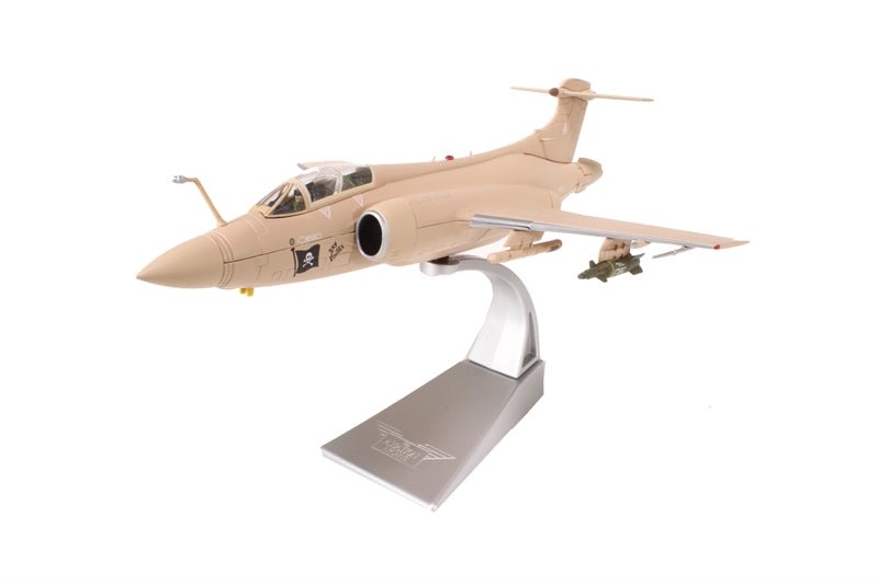 Corgi AA34112 1:72 Blackburn Buccaneer XW533/A "Miss Jolly Roger" RAF No.237 OCU, Operation Granby, 1991