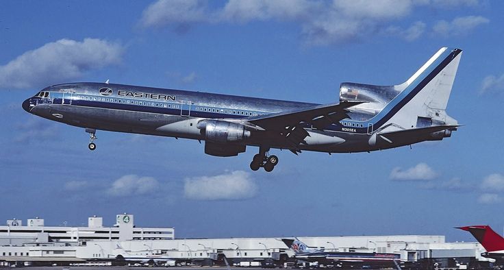 Dragon Wings 55102 - 03 1:400 Eastern Airlines Lockheed L - 1011 - 385 N305EA