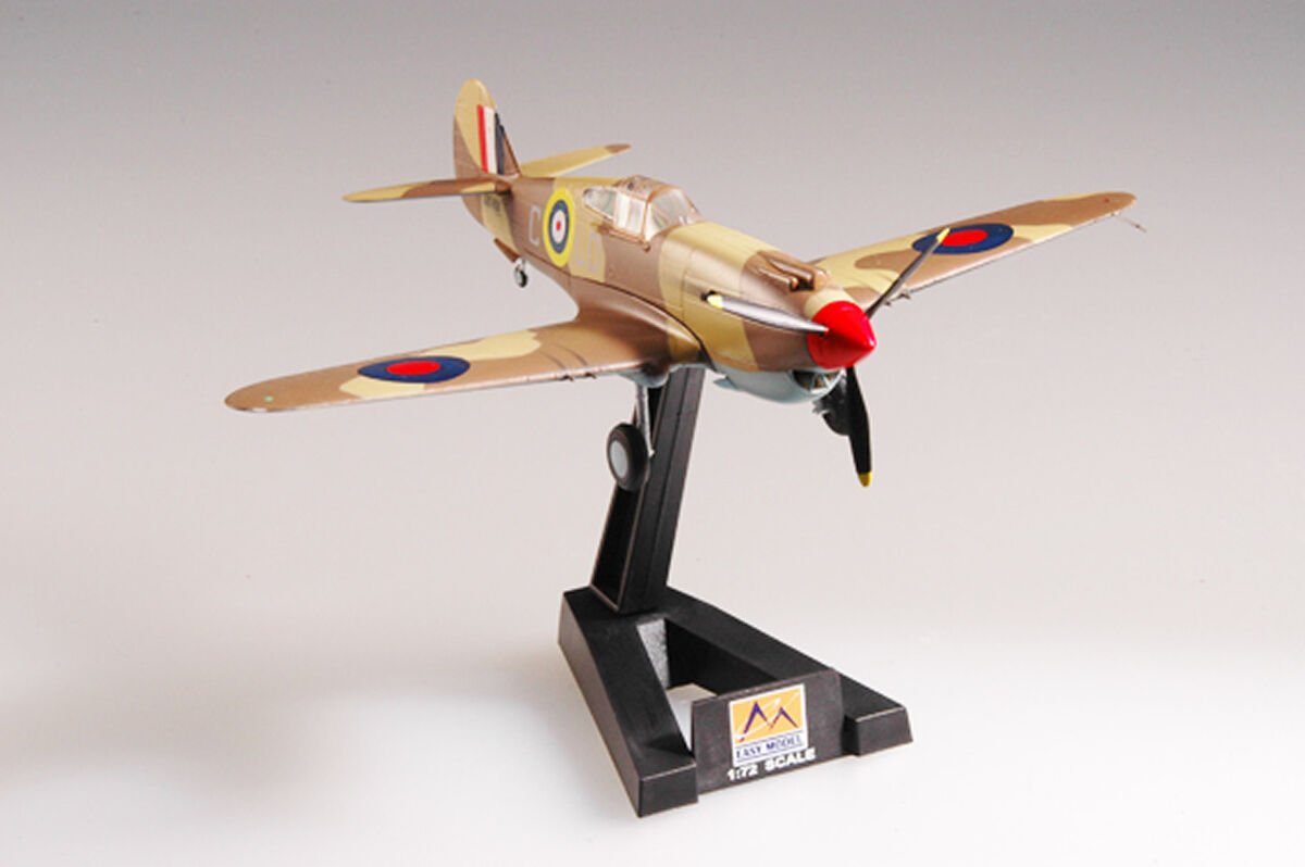 Easy Models 37208 1:72 P - 40B Warhawk RAF No.250 Sqn, North Africa, 1941