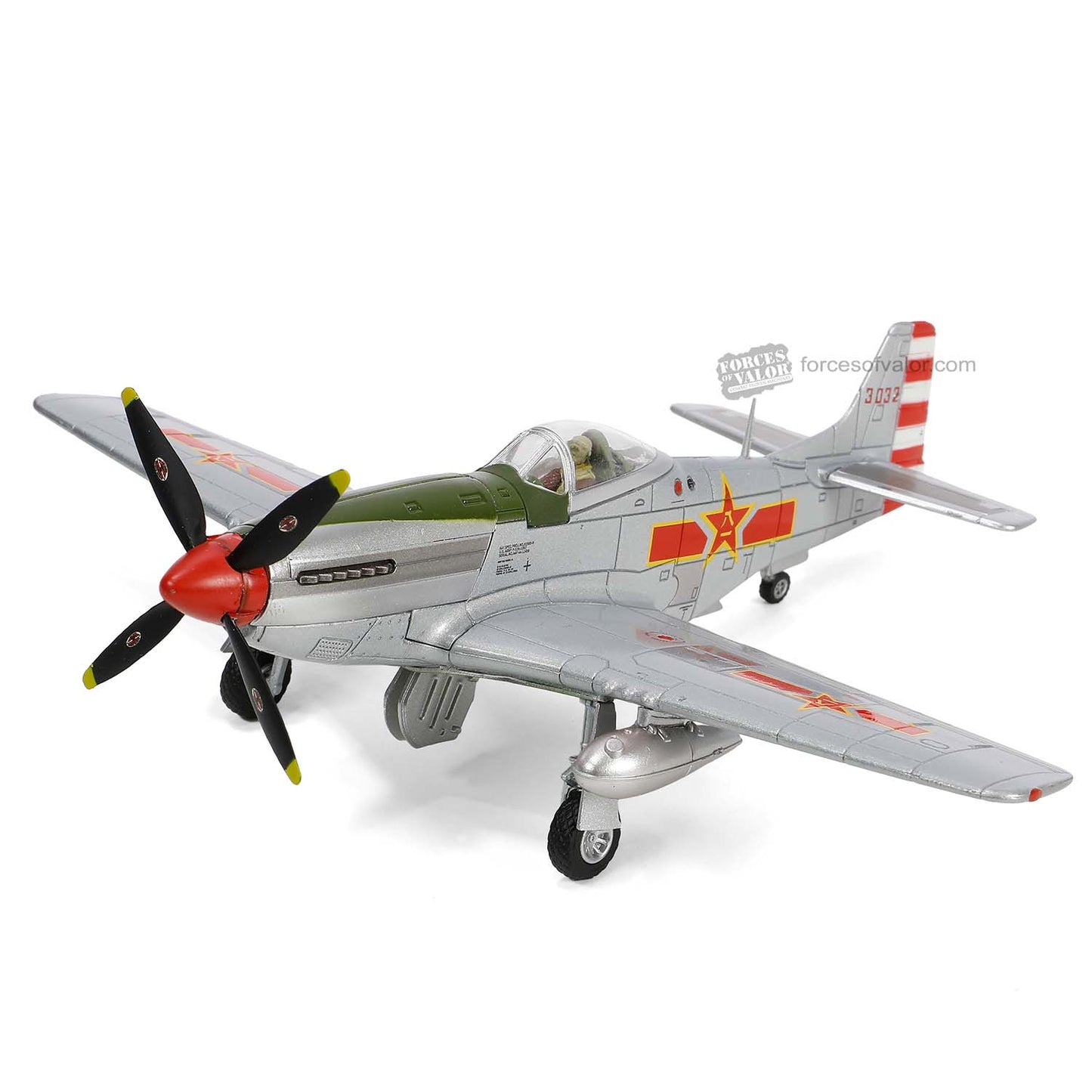 Forces of Valor FOV - 812013B 1:72 P - 51D Mustang PLA