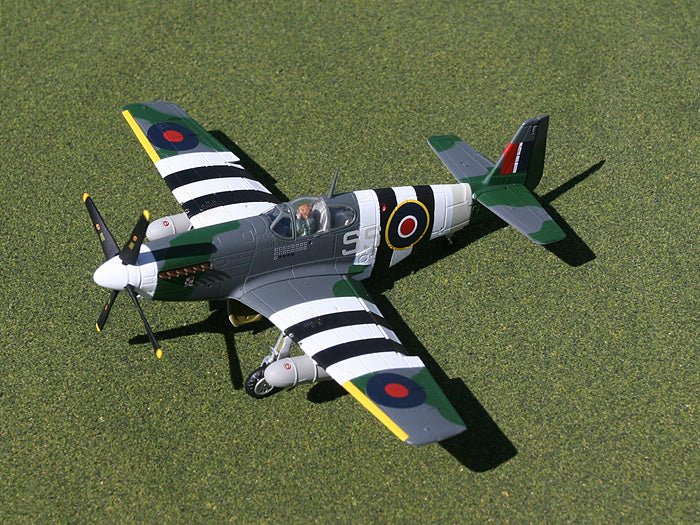 Gemini Aces GARAF2002 1:72 North American P - 51B Mustang III FZ152 Stanislaw Slalski No.111 Polish Wing Royal Air Force
