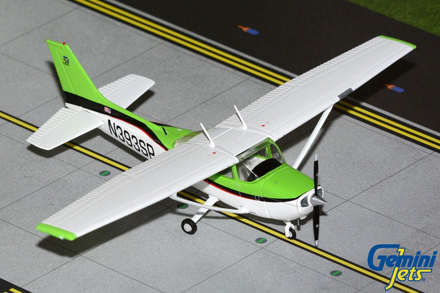 Gemini General Aviation GGCES020 1:72 Cirrus Aviation Cessna 172S