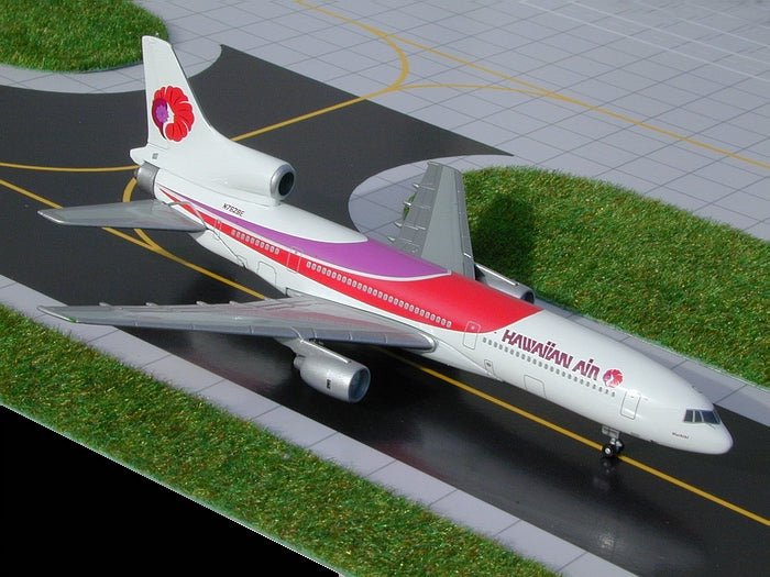 Gemini Jets 1:400 +NP Gemini Jets 1:400 GJHAL064 Hawaiian Air Lockheed L - 1011 - 385 - 1 N762BEHawaiian Air Lockheed L - 1011 - 385 - 1 N762BE