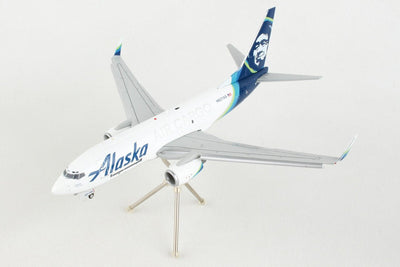 Gemini Jets G2ASA1019F 1:200 Alaska Air Cargo Boeing 737 - 700W(BDSF) (Flaps Down)