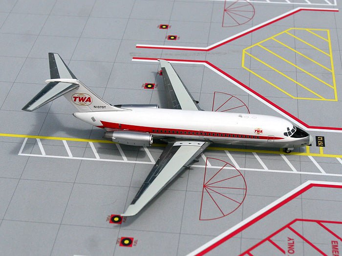 Gemini Jets G2TWA040 1:200 TWA DC - 9 - 15 N1070T