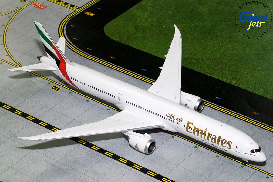 Gemini Jets G2UAE740 1:200 Emirates Boeing 787 - 10
