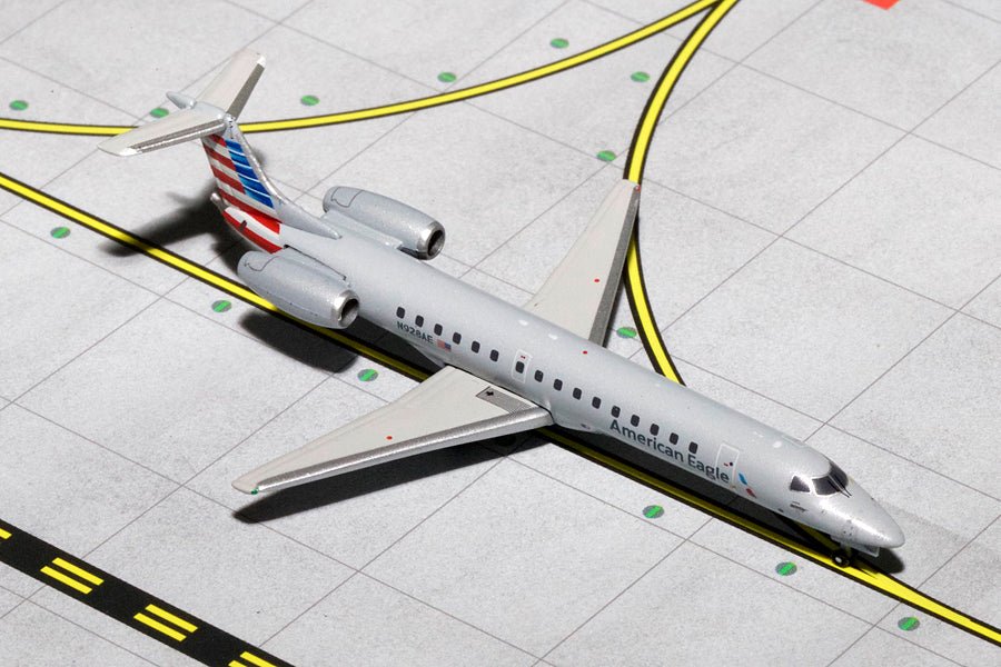 Gemini Jets GJAAL1295 1:400 American Eagle ERJ - 145 N928AE