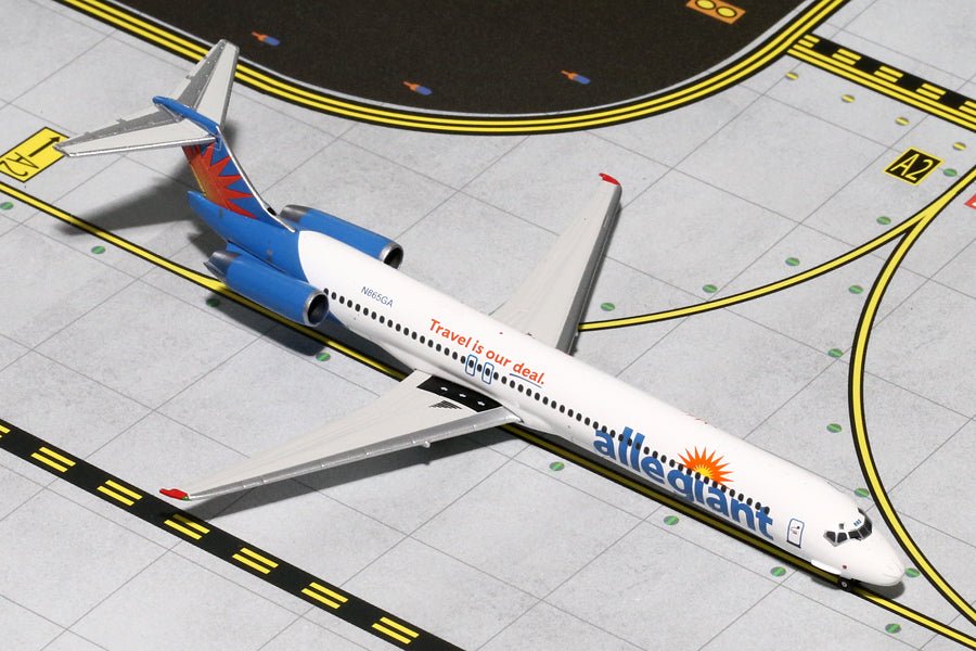 Gemini Jets GJAAY1457 1:400 Allegiant Air MD - 80