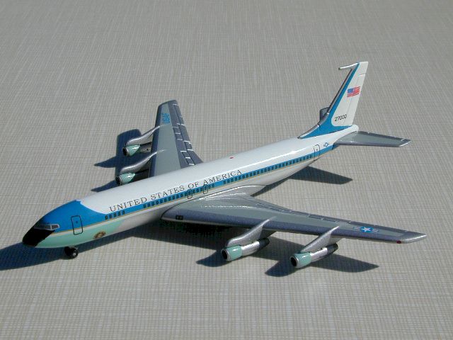 Gemini Jets GJAFO052 1:400 Boeing 707