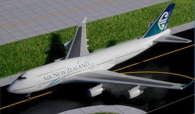Gemini Jets GJANZ067 1:400 Air New Zealand Boeing 747 - 400 ZK - NBT
