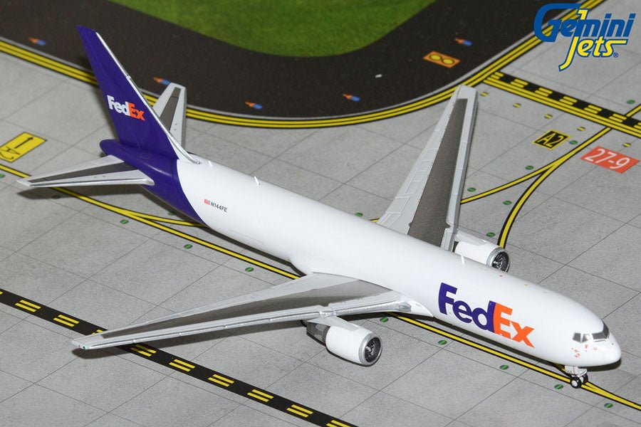Gemini Jets GJFDX2311 1:400 FedEx B767 - 300ERF N144FE Revised Livery