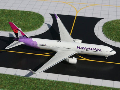 Gemini Jets GJHAL992 1:400 Hawaiian Airlines Boeing 767-300ER N582HA