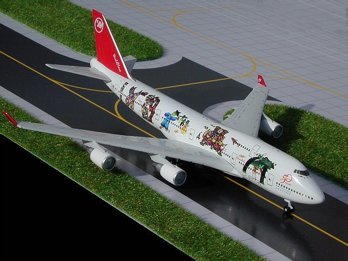 Gemini Jets GJNWA006 1:400 Northwest Airlines Boeing 747 - 400 N670US 'Worldplane'