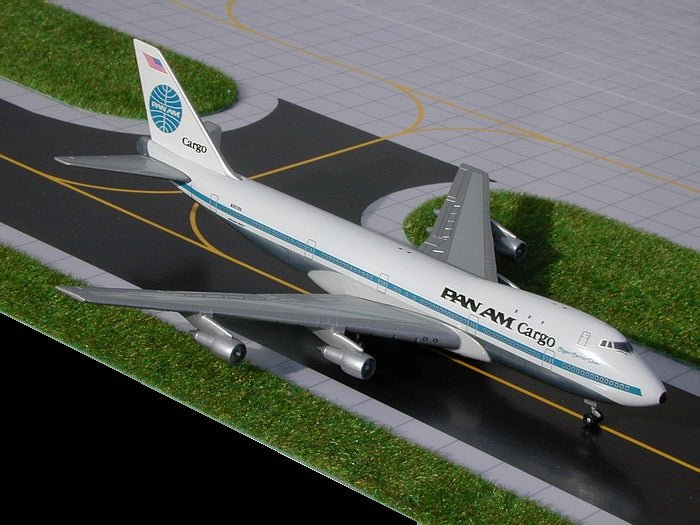 Gemini Jets GJPAA093 1:400 Pan Am Boeing 747F N901PA