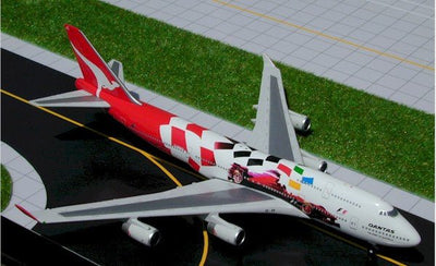Gemini Jets GJQFA083 1:400 Qantas Boeing 747-400 VH-OJC 'City of Melbourne' Formula One