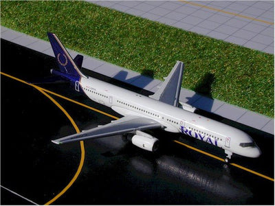 Gemini Jets GJROY140 1:400 Royal Boeing 757-200 C-GRYK
