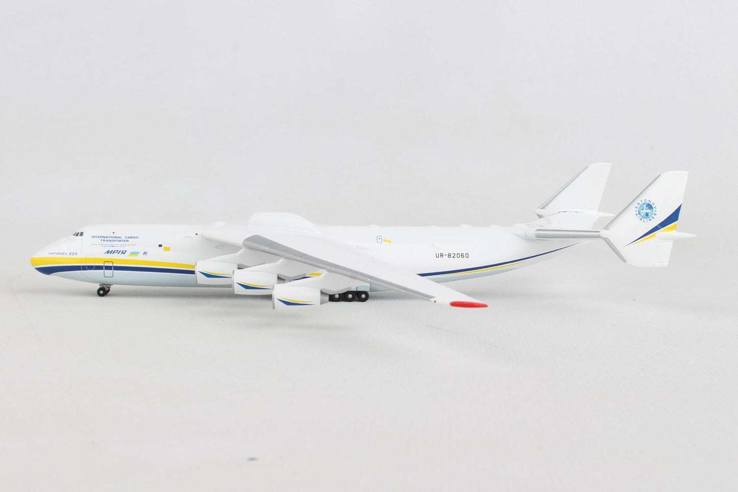 Herpa 562287 1:400 Antonov AN - 225 “Mriya” Antonov Airlines