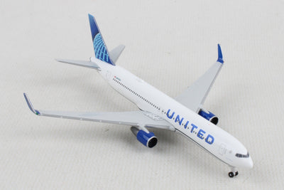 Herpa Wings 536127 1:500 United Airlines 2019 New Livery 767-300
