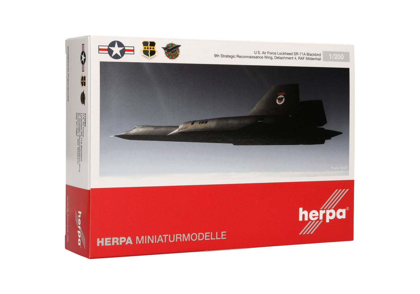 Herpa Wings 573283 1:200 USAF SR - 71A Blackbird 9th SRW, RAF Mildenhall 61 - 7980